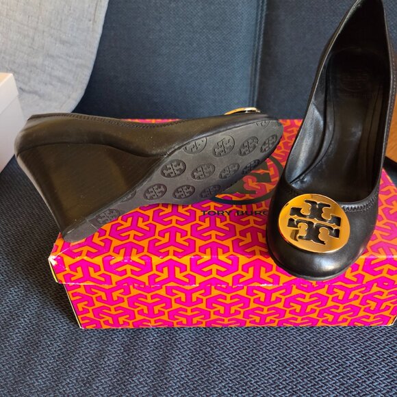 Tory Burch - Picture 2 of 2